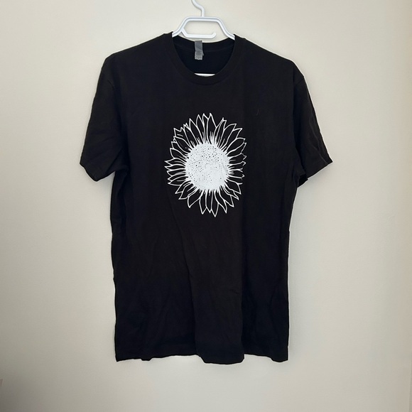 Next Level Apparel Black and White Sunburst Tee - Picture 1 of 5